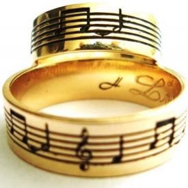 Par de Alianças Notas Musicais Reta Ouro 18k
