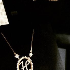 Cordão Letra em Ouro 18k