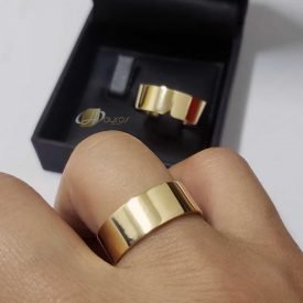 Par de Alianças Ouro 18k Reta 7.5mm 18 gramas