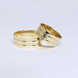 Par de Alianças Ouro 18k Reta 7mm  Com 2 frisos Brilhante