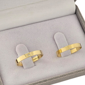 Par de Alianças Ouro 18k Reta 3mm  5gramas 1 Brilhante
